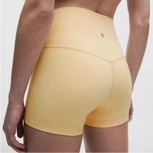 Lululemon Buttercream Align Shorts 4” Size 8